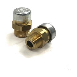 Sfiato 3/8" con valvola per moltiplicatori